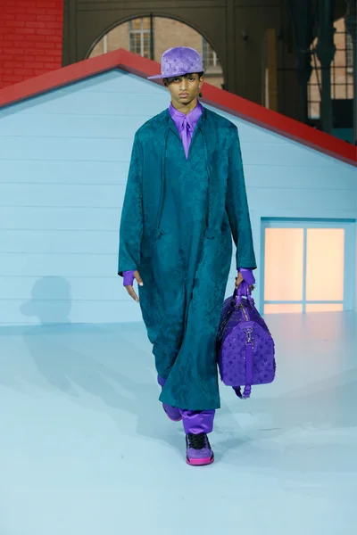 Look 37